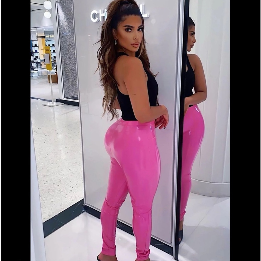 Pink Vinyl pleated pants💕